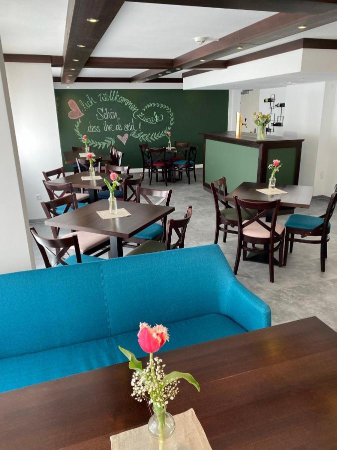 บวร์คโฮเทล เนือร์นแบร์ค Hotel Nuremberg ภายนอก รูปภาพ