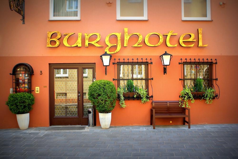 บวร์คโฮเทล เนือร์นแบร์ค Hotel Nuremberg ภายนอก รูปภาพ